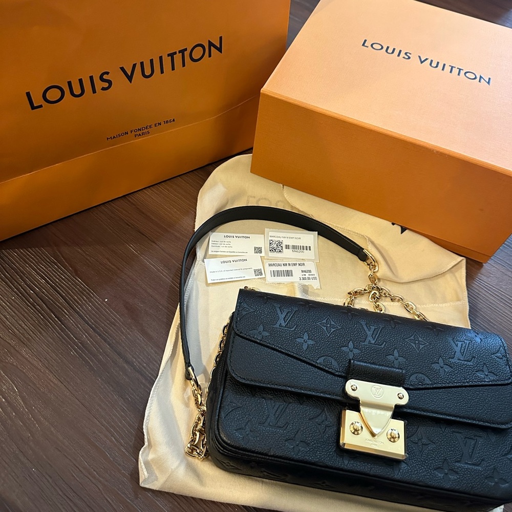 BRAND NEW never worn all black Marceau monogram nm bag